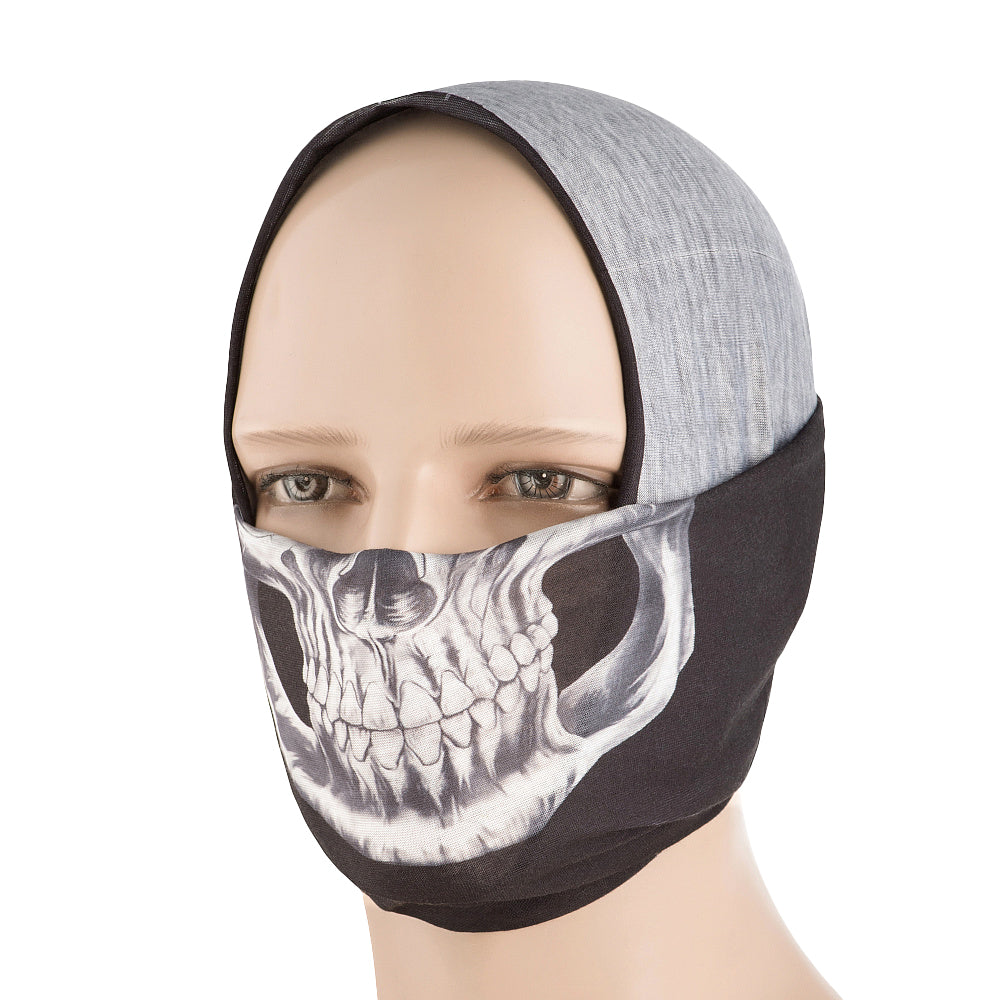 Bandană Reaper Skull utilizată ca acoperire pentru cap