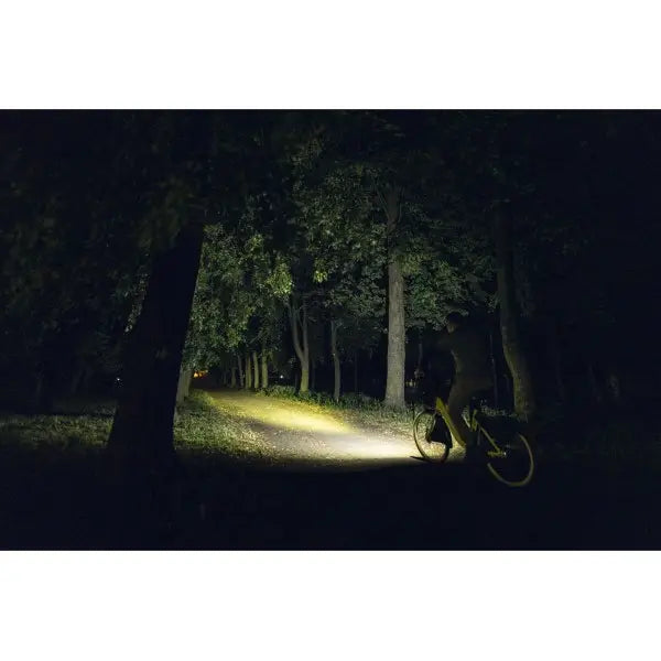 Lanterna Armytek Prime C1 Pro Warm iluminare outdoor