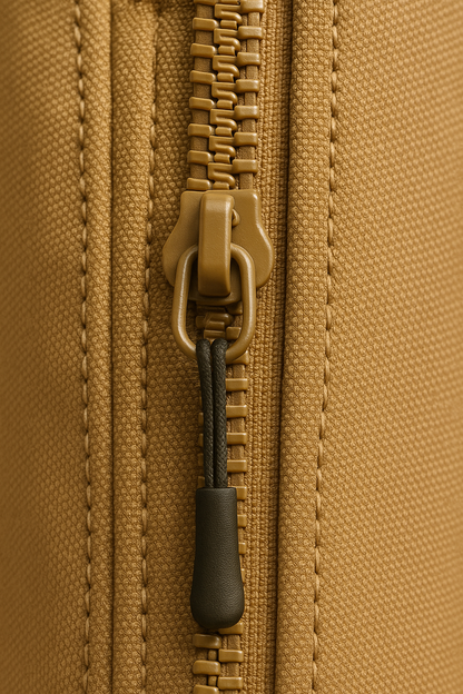 Tragator fermoar cu snur textil si capat plastic